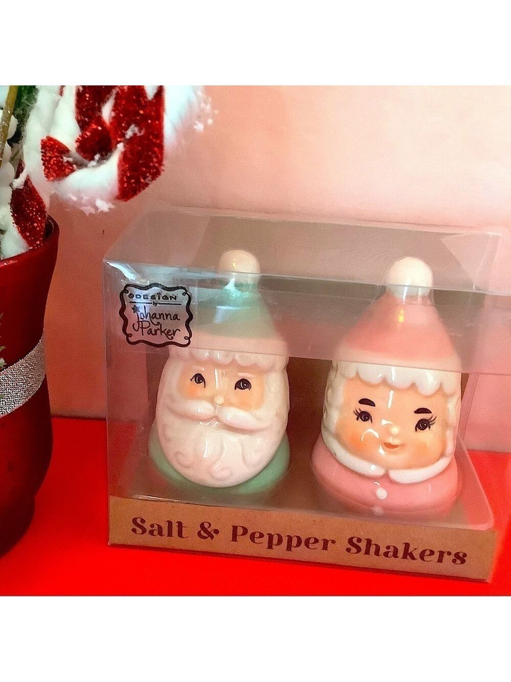 Johanna Parker Christmas Mr. & Mrs. Claus Salt Pepper Shakers New